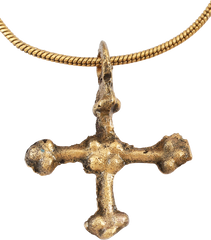 FINE EARLY CHRISTIAN CROSS NECKLACE C.800-1000 AD - Fagan Arms