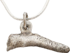GREEK BRONZE DOLPHIN “COIN” NECKLACE 5TH-4TH CENTURY BC - Fagan Arms