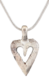 ANCIENT VIKING HEART PENDANT NECKLACE, 866-1067 AD