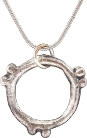 CELTIC PROSPERITY RING NECKLACE, C.300-100 BC
