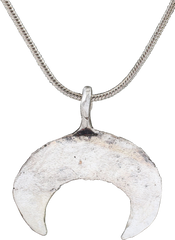 VIKING LUNAR PENDANT NECKLACE, 10TH CENTURY AD