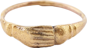 MEDIEVAL EUROPEAN HANDSHAKE RING C.1400-1600, SIZE 9 ½