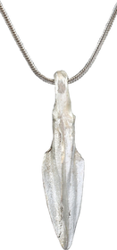 ANCIENT GREEK ARROWHEAD PENDANT NECKLACE, C.8TH-3RD CENTURY BC