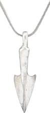 PARTHIAN BRONZE ARROWHEAD PENDANT NECKLACE, 247 BC-224 AD