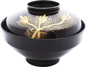 JAPANESE LACQUERED BOWL AND COVER C.1867-1912