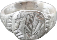 MEDIEVAL EUROPEAN RING, 900-1200 AD, SIZE 4 ¾