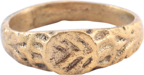 ROMAN WOMAN’S RING, 1ST-3RD CENTURY AD