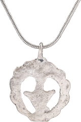 MEDIEVAL EUROPEAN WOMAN’S PENDANT NECKLACE C.1250-1450 - Fagan Arms