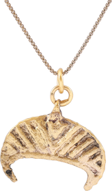 VIKING LUNAR AMULET NECKLACE, 10TH-11TH CENTURY AD