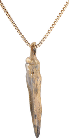 GREEK ARROWHEAD PENDANT NECKLACE, 300-100 BC