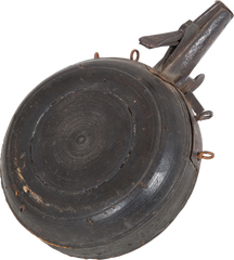 A GERMAN MUSKETEER’S POWDER FLASK, C.1600 - Fagan Arms