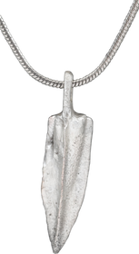 ROMAN TRIANGULAR ARROWHEAD NECKLACE, 100BC-100AD