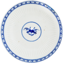 WORCESTER EXPORT UNDER BOWL OR SAUCER, C.1785