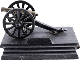 VINTAGE DESK TOP CANNON LETTER/PEN HOLDER