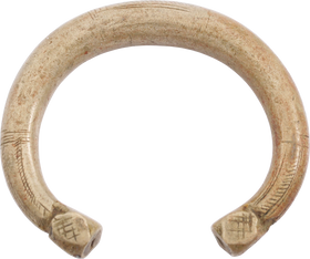 ASHANTI WOMAN'S FIGHTING BRACELET