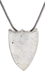 MEDIEVAL EUROPEAN WOMAN’S PENDANT NECKLACE C.1350-1600