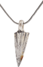 BRONZE ARROWHEAD PENDANT NECKLACE, HELLENISTIC GREEK, 300 - 100 BC
