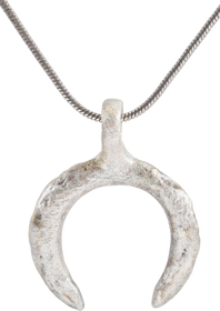 VIKING LUNAR PENDANT NECKLACE, C.900-1000 AD