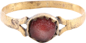 EUROPEAN FASHION RING, 13TH-16TH CENTURY AD, SIZE 10 1/4