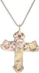 FINE EUROPEAN CHRISTIAN CROSS NECKLACE, 17TH-18TH CENTURY - Fagan Arms