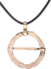 VIKING PROTECTIVE BROOCH, 10TH-11TH CENTURY AD - Fagan Arms