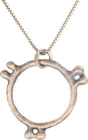 CELTIC PROSPERITY RING NECKLACE, C.300-100 BC