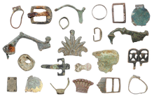 MIXED ANCIENT, MEDIEVAL AND LATER BRONZE ARTIFACTS