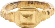 FINE ROMAN PROSTITUTE'S RING, C.100-300 AD, SIZE 3 ½