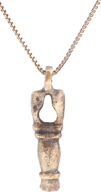 ROMAN WOMAN’S PENDANT NECKLACE, 200-450 AD