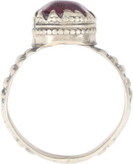 GOOD 19TH CENTURY EASTERN EUROPEAN GYPSY RING, SIZE 9 ½ - Fagan Arms