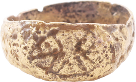 MEDIEVAL EUROPEAN MAN’S RING 8TH-12TH CENTURY AD, SIZE 10 ¼