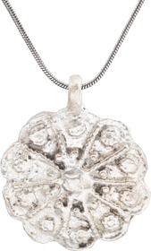ROMAN WHEEL OF FORTUNE AMULET NECKLACE, 3RD-6TH CENTURY AD