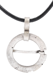 CELTIC PROSPERITY RING NECKLACE, C.400-100 BC - Fagan Arms
