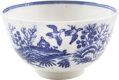 FIRST PERIOD WORCESTER TEA BOWL AND UNDER BOWL 1765-83 - Fagan Arms