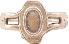 EUROPEAN LADY’S FASHION RING C.1700-1800, SIZE 6 ¾