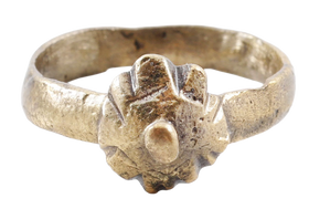 FINE ROMAN PROSTITUTE'S RING, C.100-300 AD, SIZE 4 ½