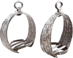 PAIR OF GERMAN “MAXIMILION” STIRRUPS C.1510-30 - Fagan Arms