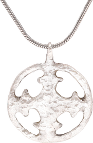 CRUSADER'S CROSS PENDANT NECKLACE, 11TH-13TH CENTURY
