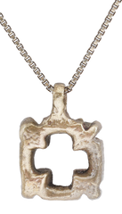 EUROPEAN LADY’S ARMORIAL PENDANT C.1600-1750 - Fagan Arms