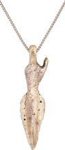 EASTERN EUROPEAN ARROWHEAD PENDANT NECKLACE, 700-200 BC