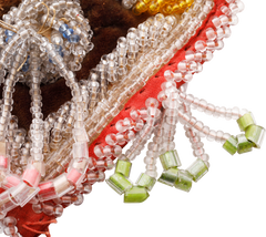 WOODLAND INDIAN BEADED HEART C.1900-20 - Fagan Arms