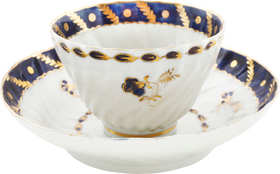 SECOND PERIOD WORCESTER TEA CUP AND SAUCER 1783-88