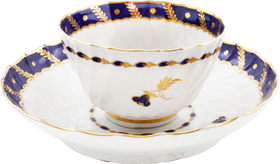 SECOND PERIOD WORCESTER TEA CUP AND SAUCER 1783-88