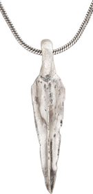 GREEK BRONZE ARROWHEAD PENDANT NECKLACE, HELLENISTIC, 300 - 100 BC