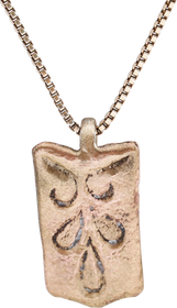 SUPERB WOMAN VIKING WARRIOR’S BRACELET PENDANT NECKLACE, 900-1050 AD