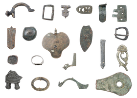 MIXED ANCIENT, MEDIEVAL AND LATER BRONZE ARTIFACTS