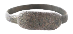 COLONIAL AMERICAN GIRL’S RING, SIZE 4 ¾