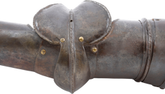 GERMAN ARMOR FOR THE LEFT ARM C.1560-80 - Fagan Arms