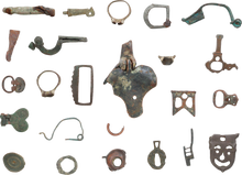 MIXED ANCIENT, MEDIEVAL AND LATER BRONZE ARTIFACTS