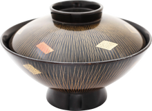 JAPANESE LACQUERED COVERED BOWL, 19TH-20TH CENTURY